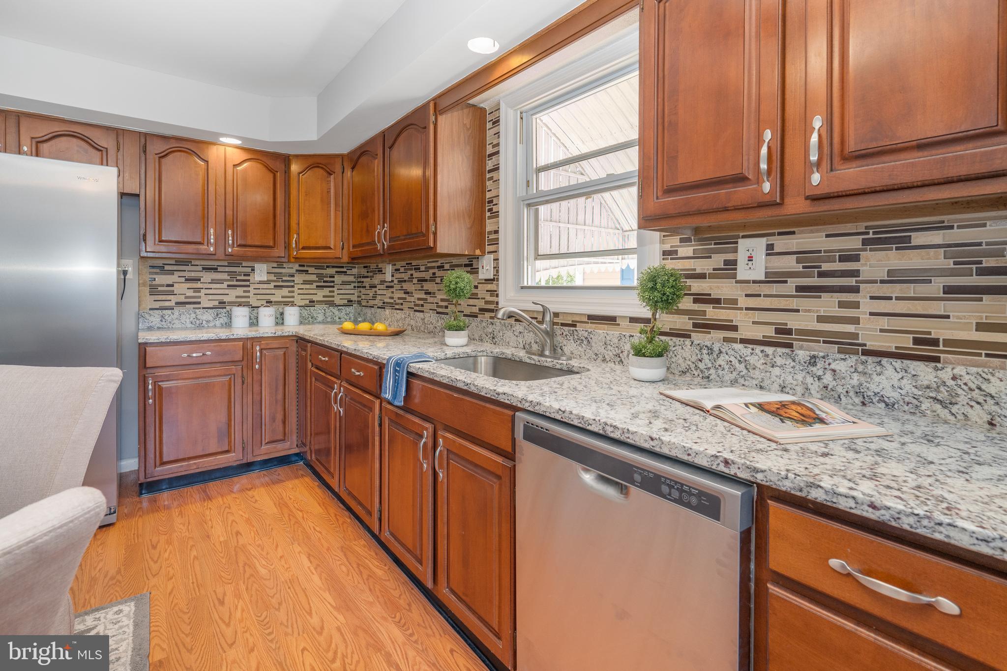 920 Woodlynn Road Baltimore, MD 21221 - Photo 16 of 39
