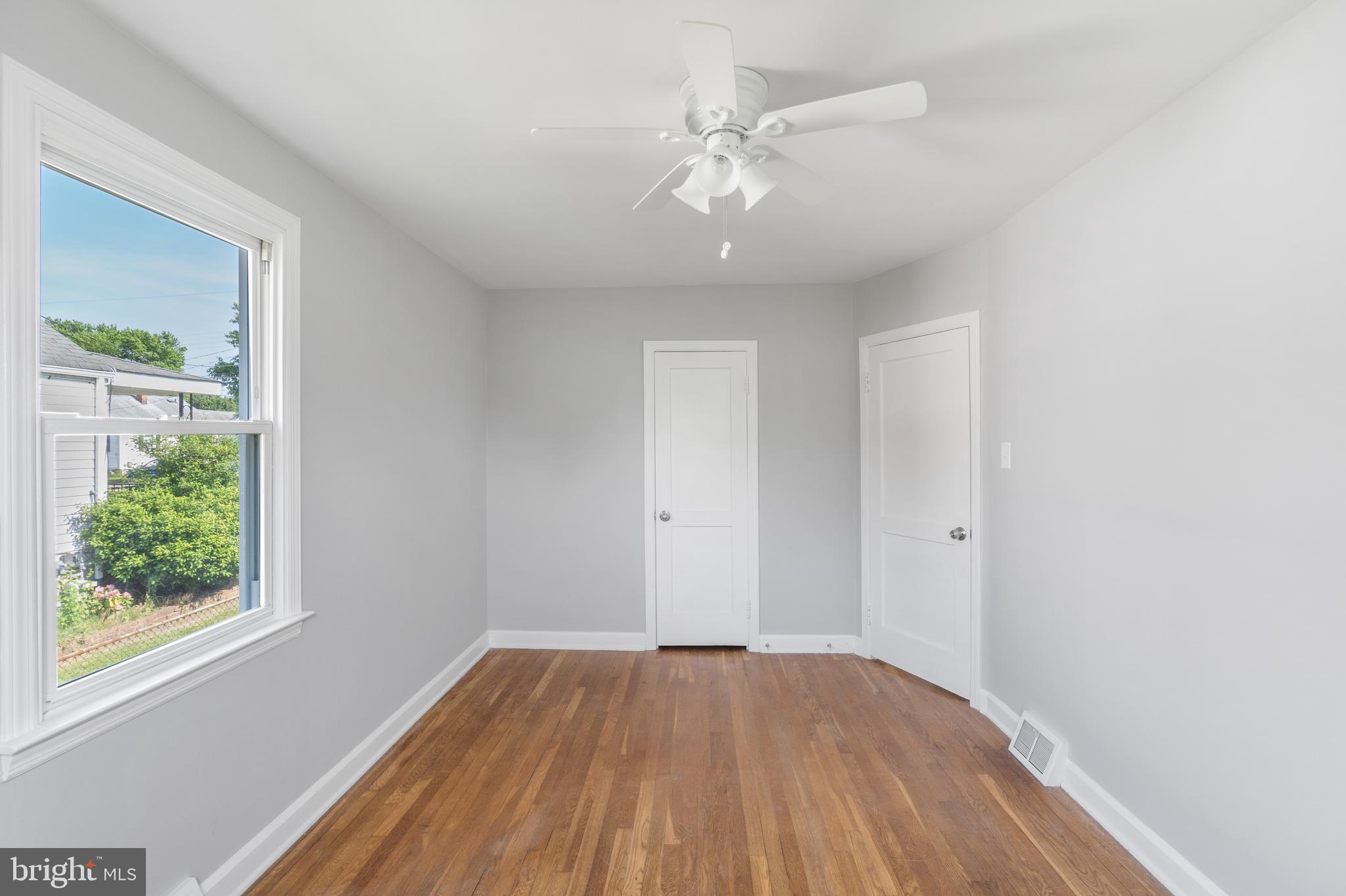 920 Woodlynn Road Baltimore, MD 21221 - Photo 25 of 39