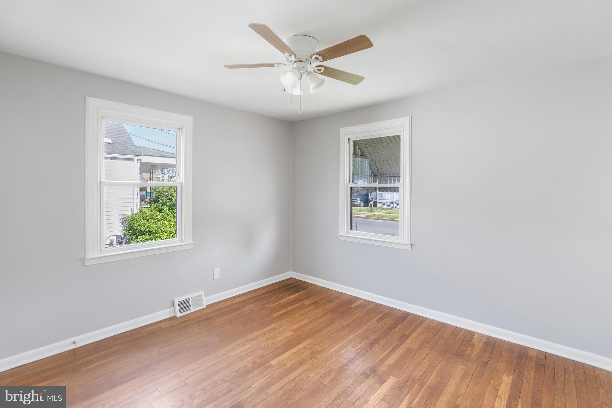 920 Woodlynn Road Baltimore, MD 21221 - Photo 26 of 39