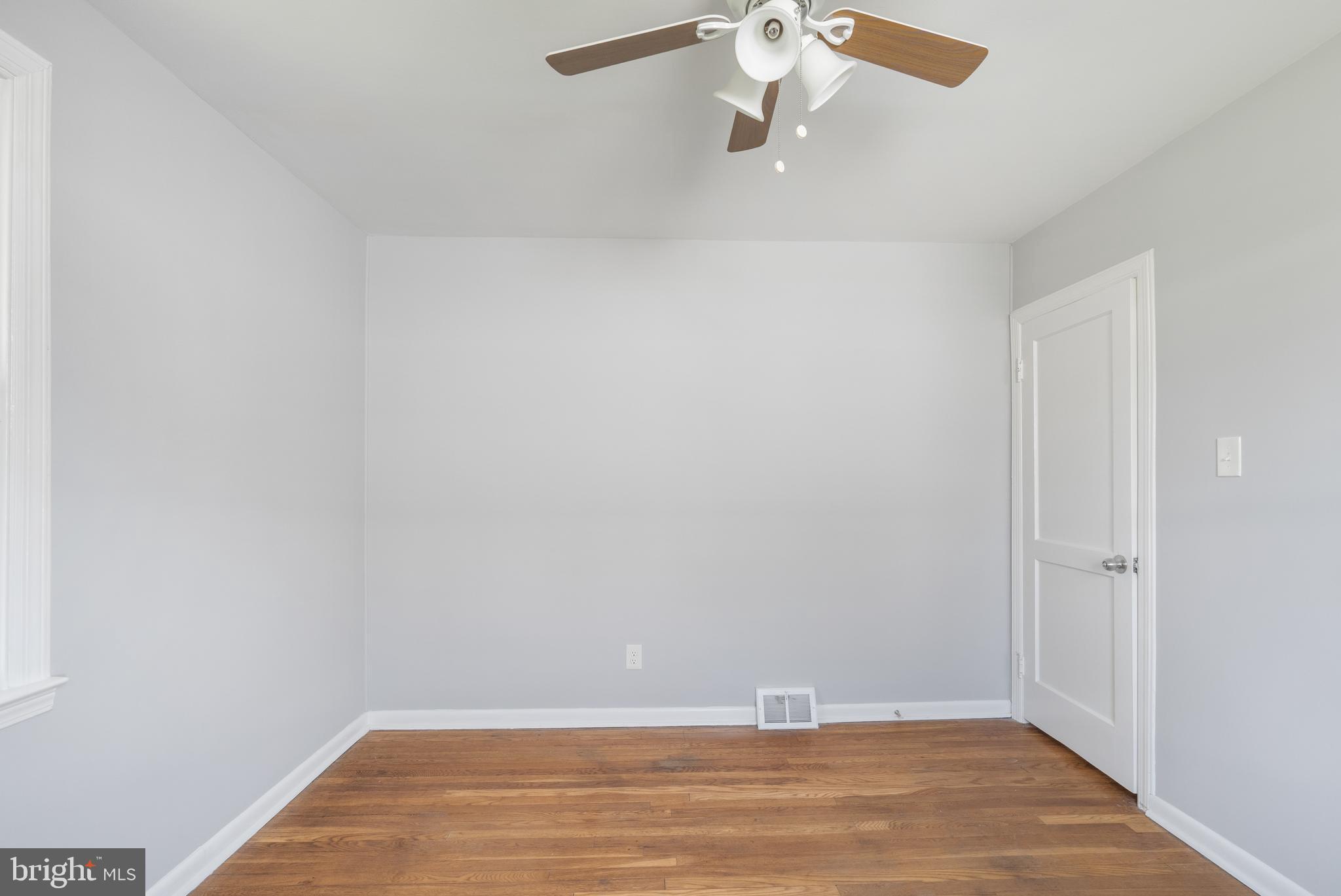 920 Woodlynn Road Baltimore, MD 21221 - Photo 27 of 39