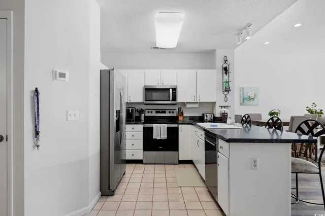 $1,750 | 1221 Tidewater Drive, Unit 412, North Myrtle Beach, SC 29582