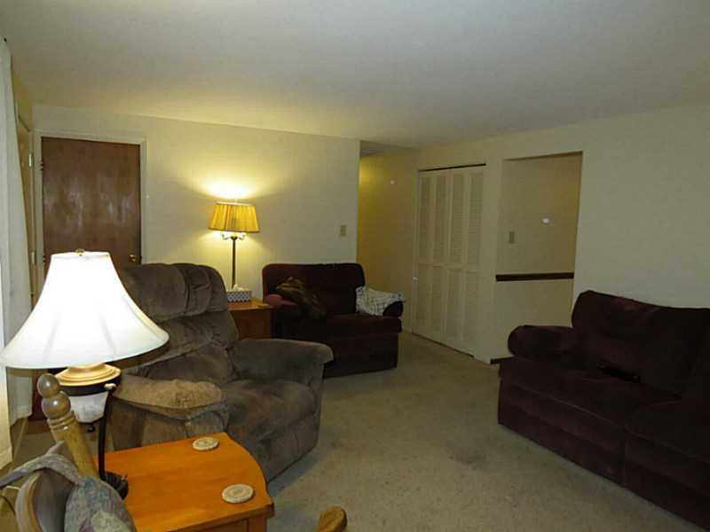 1955 Fenner Road Troy, OH 45373 - Photo 4 of 15