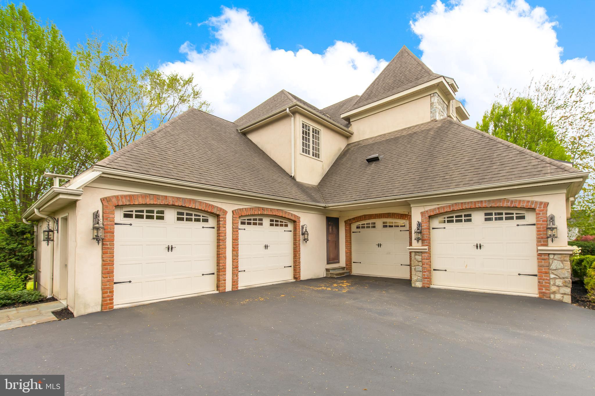 618 Willow Green Lititz, PA 17543 - Photo 7 of 63 a view of garage and utility room