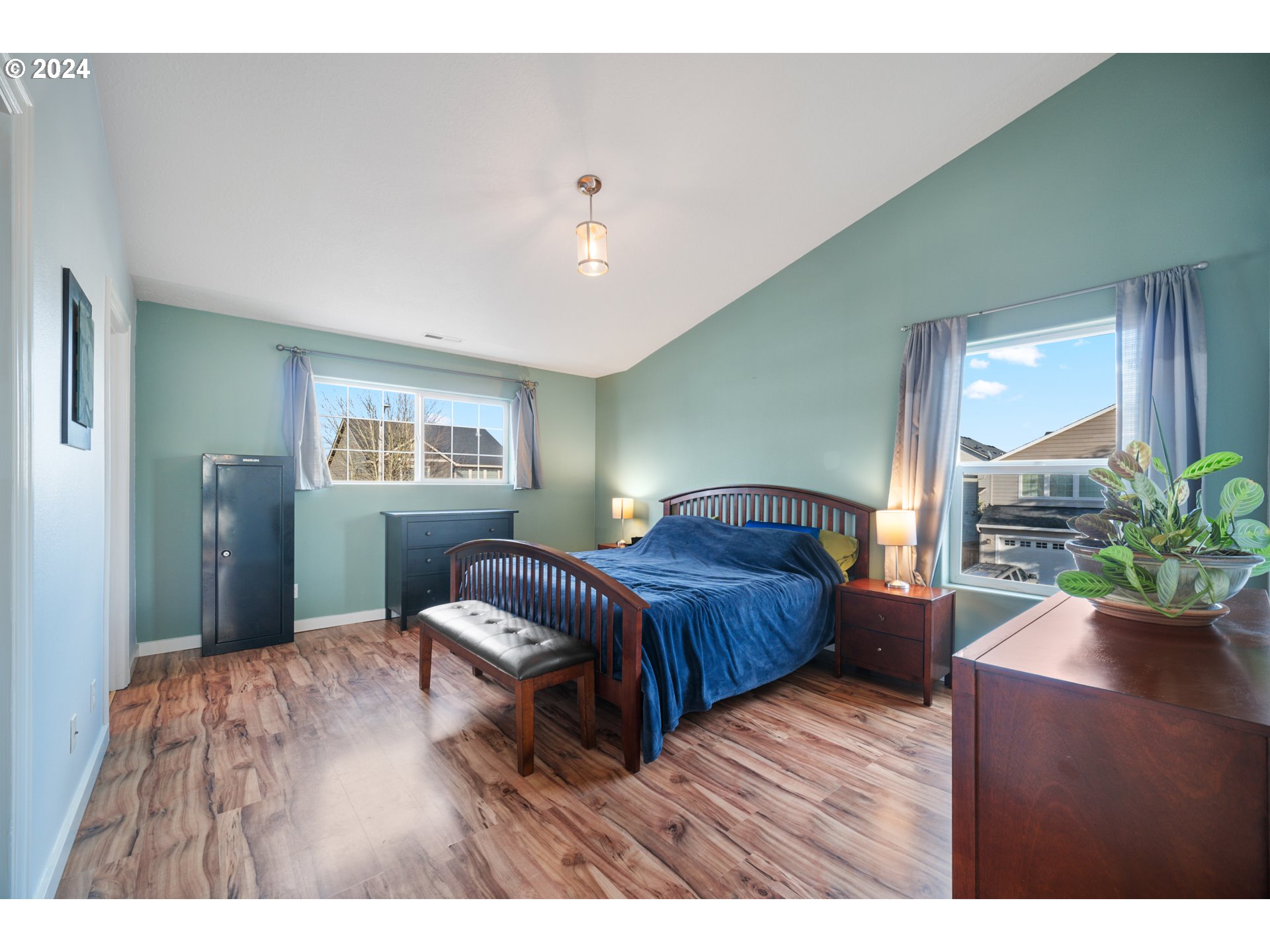 1307 Northeast 172nd Street Ridgefield, WA 98642 - Photo 15 of 33 Primary Bedroom
