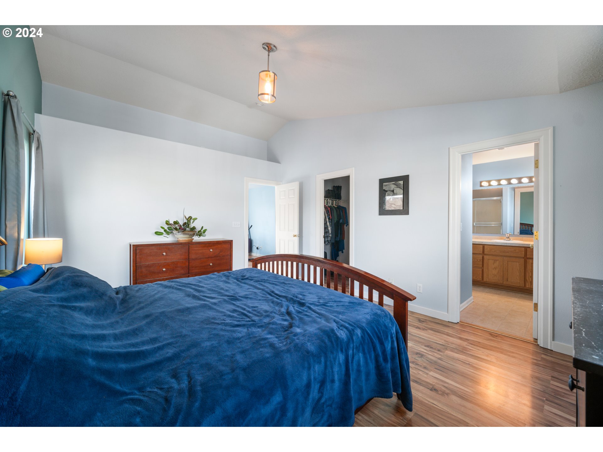 1307 Northeast 172nd Street Ridgefield, WA 98642 - Photo 16 of 33 Primary Bedroom