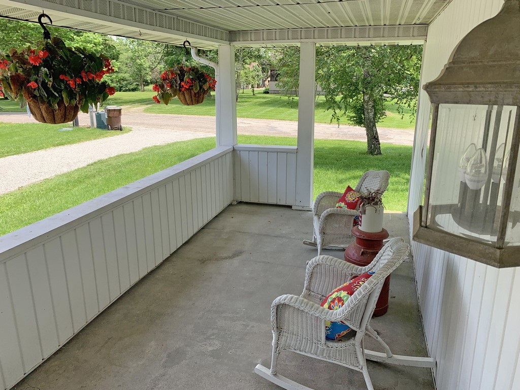 595 South Messick Road New Castle, IN 47362 - Photo 2 of 30 Gallery Image 2