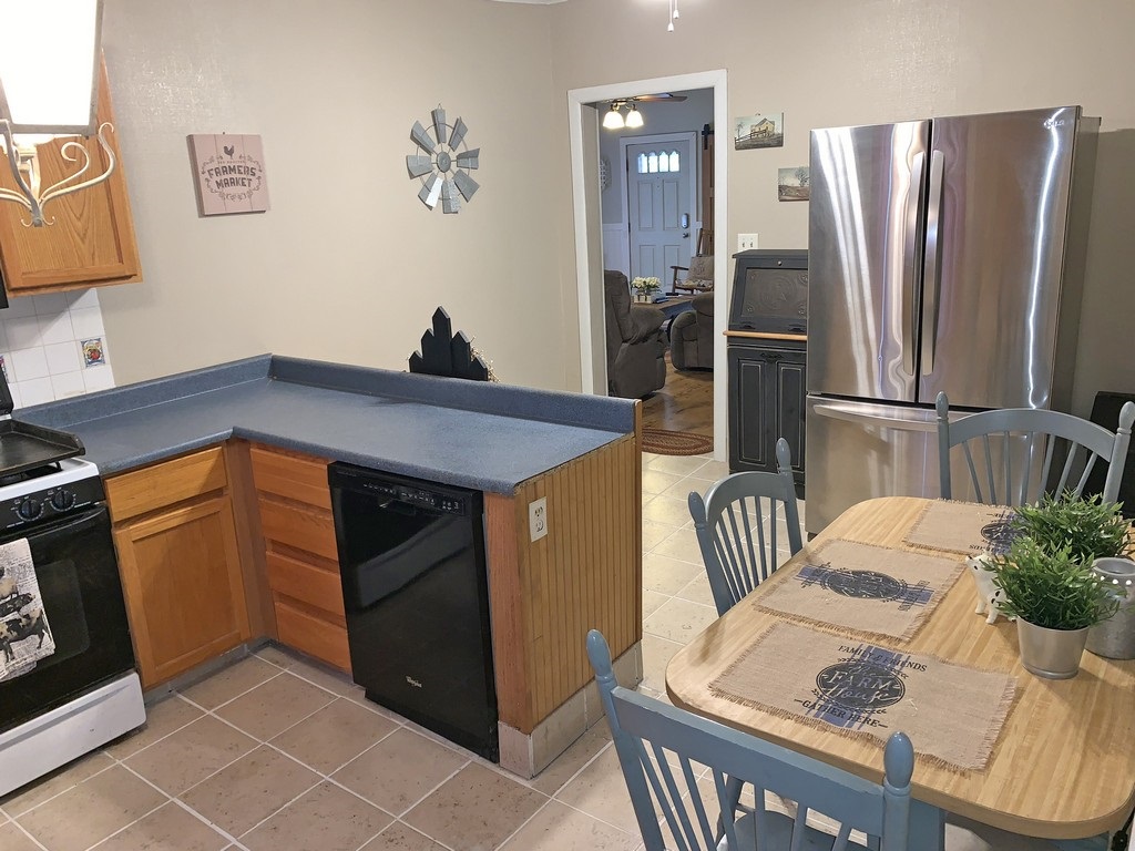 595 South Messick Road New Castle, IN 47362 - Photo 11 of 30 Gallery Image 11
