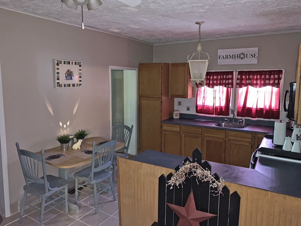 595 South Messick Road New Castle, IN 47362 - Photo 9 of 30 Gallery Image 9
