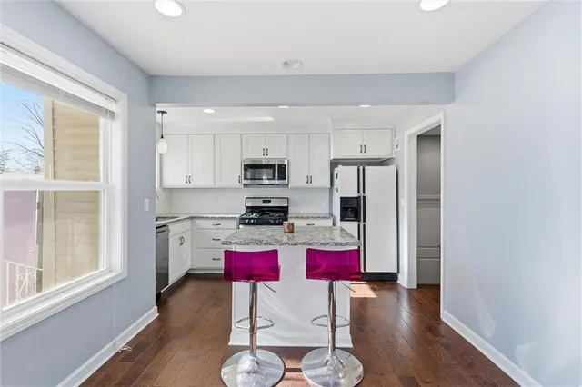 $295,000 | 618 West 85th Terrace, Kansas City, MO 64114