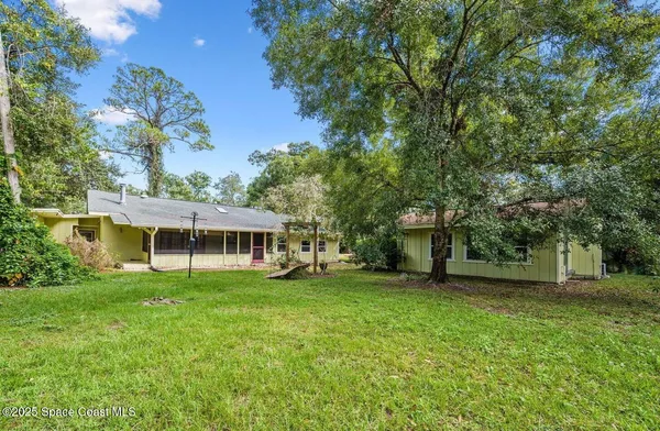 $2,300 | 6229 Savannah Drive, Melbourne, FL 32904