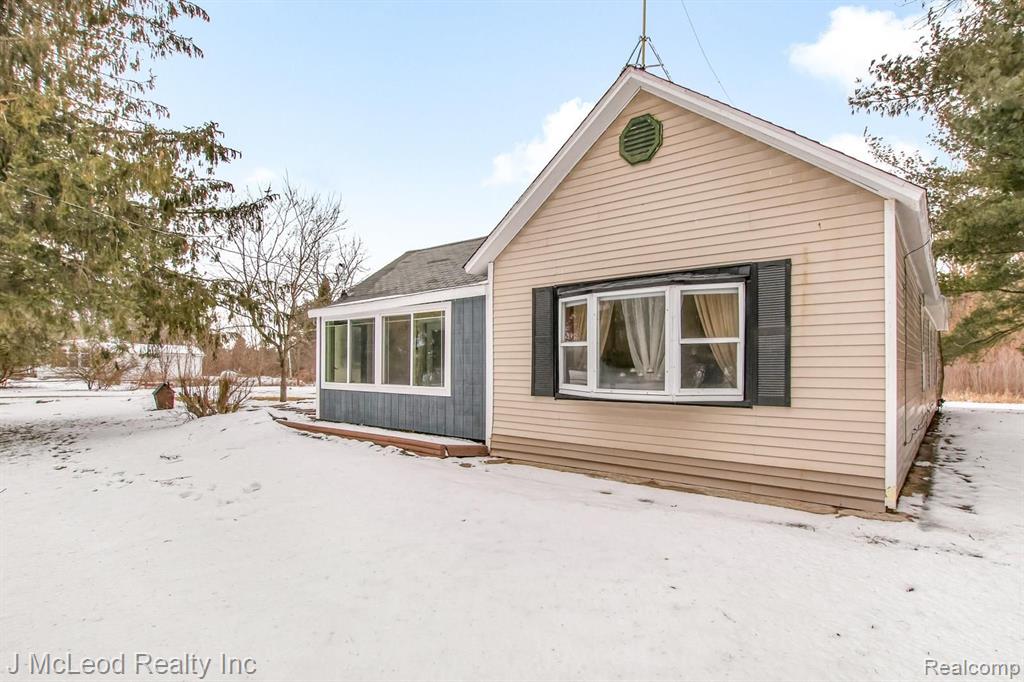 3850 Waltan Road Vassar, MI 48768 - Photo 6 of 54