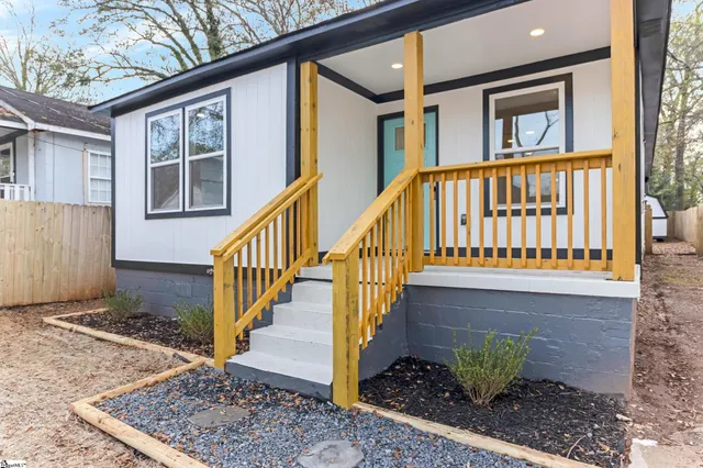 $399,000 | 7 Hendricks Street, Greenville, SC 29607