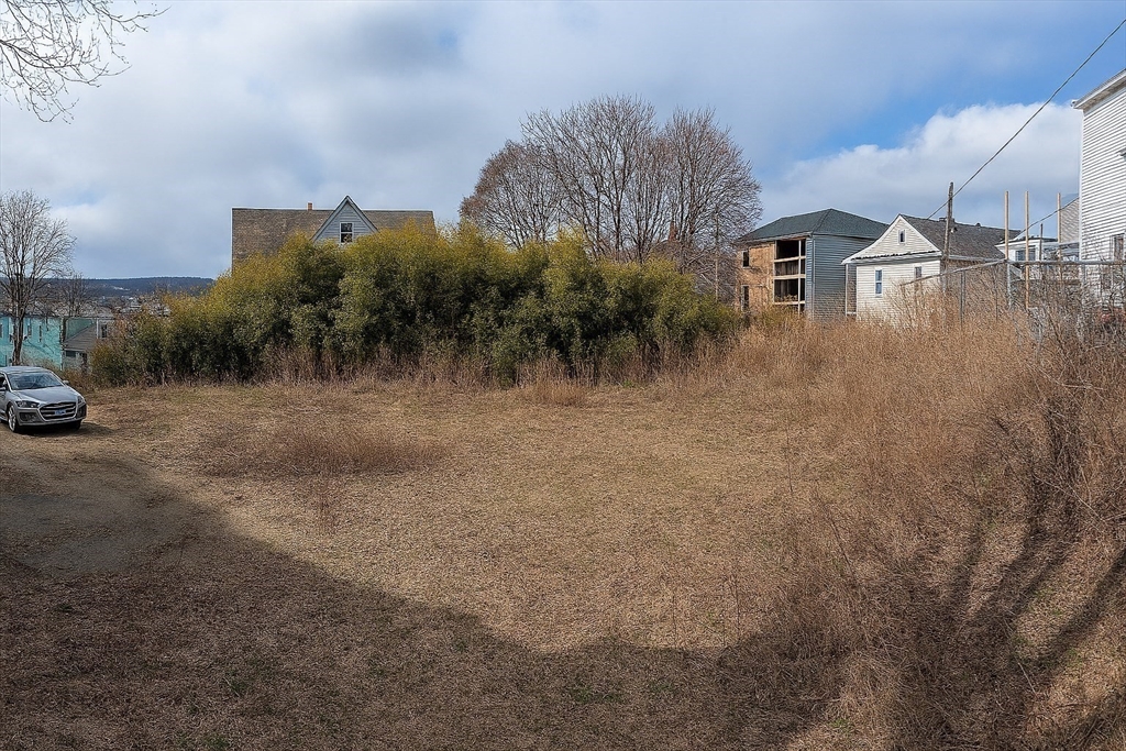 1 Arlington Street Worcester, MA 01604 - Photo 2 of 7