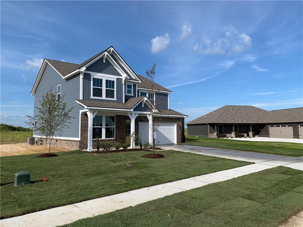 916 Alba Drive Lebanon, IN 46052 - Photo 2 of 38