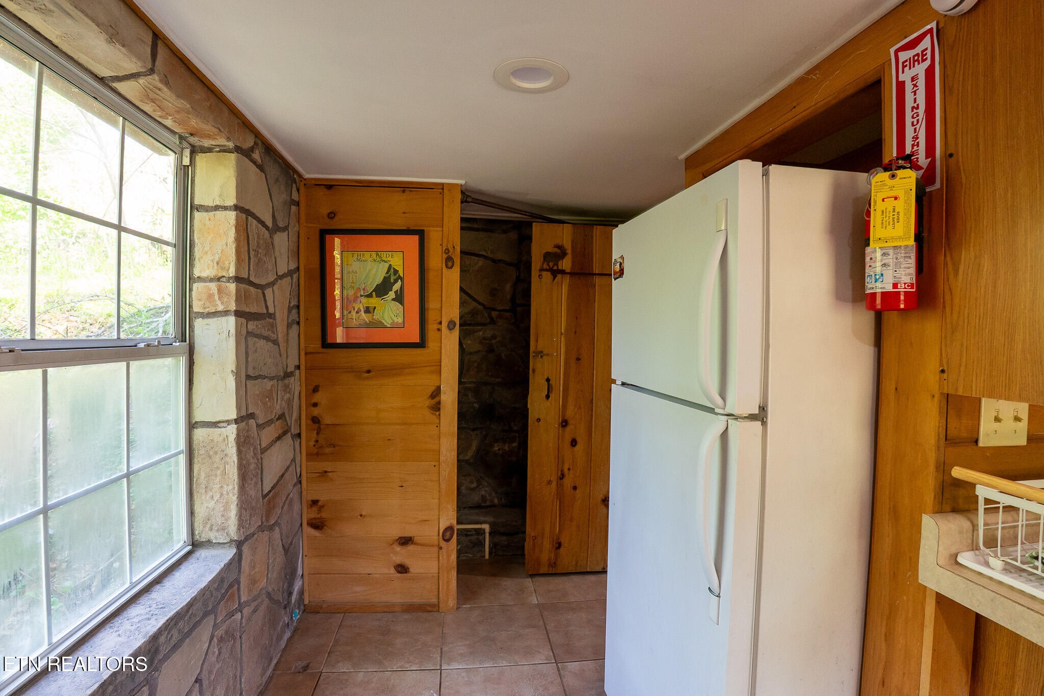 726 Ridge Road Gatlinburg, TN 37738 - Photo 24 of 42 Gallery Image 24