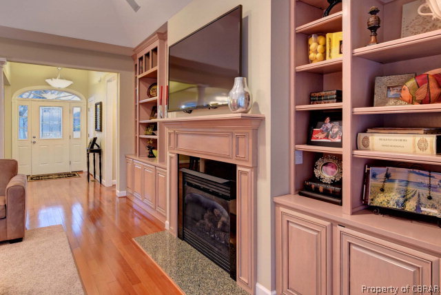 8687 Little England Road Hayes, VA 23072 - Photo 6 of 28 Gallery Image 6