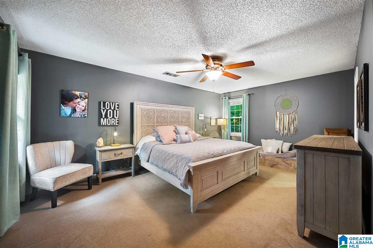 1428 Lake Joyce Road Moody, AL 35004 - Photo 4 of 31