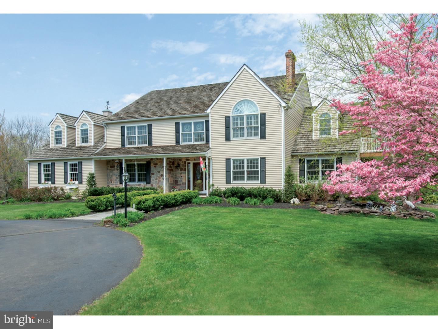 32 Ridge Valley Road Ottsville, PA 18942 - Photo 1 of 25 Gallery Image 1