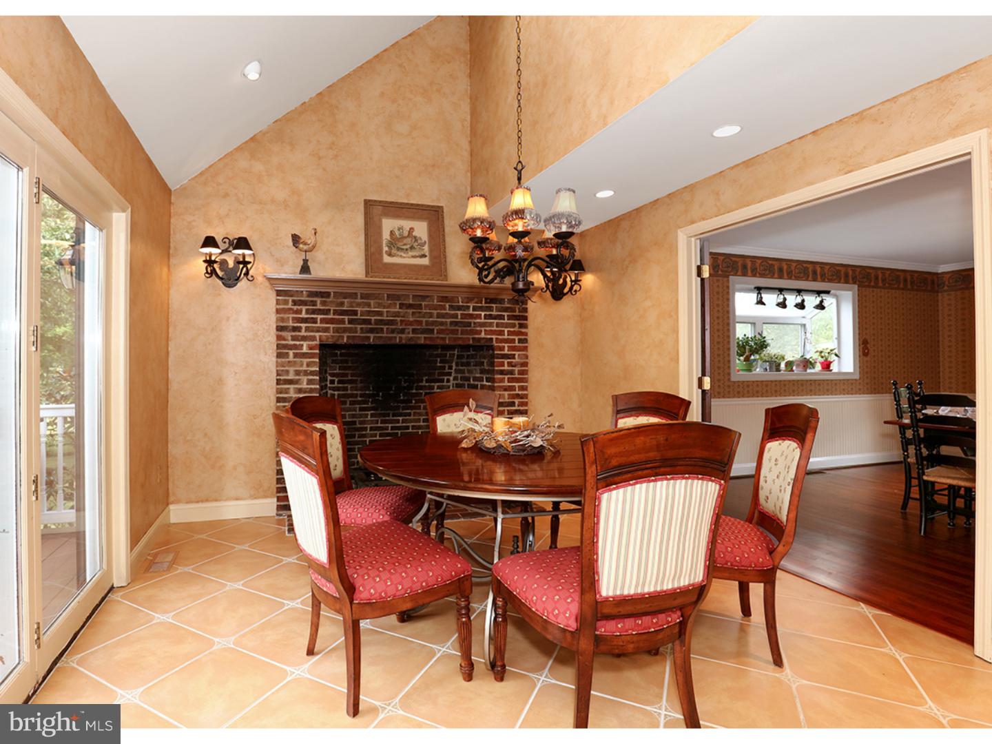 32 Ridge Valley Road Ottsville, PA 18942 - Photo 7 of 25 Breakfast Room