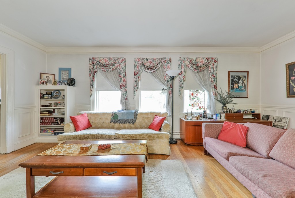25 Ellison Road Newton, MA 02459 - Photo 12 of 23