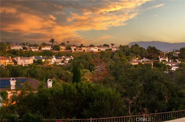 $2,149,000 | 18 Calle De La Luna, San Clemente, CA 92673