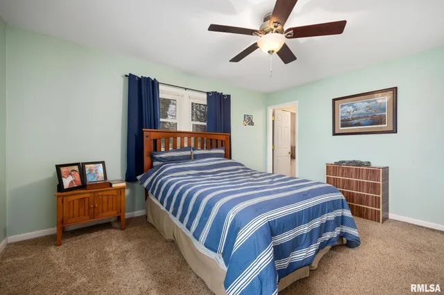 $249,900 | 110 East Maywood Street, Morton, IL 61550