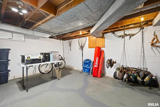 $249,900 | 110 East Maywood Street, Morton, IL 61550