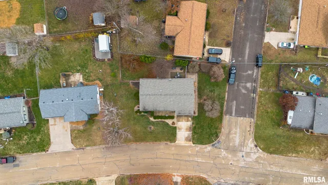 $249,900 | 110 East Maywood Street, Morton, IL 61550