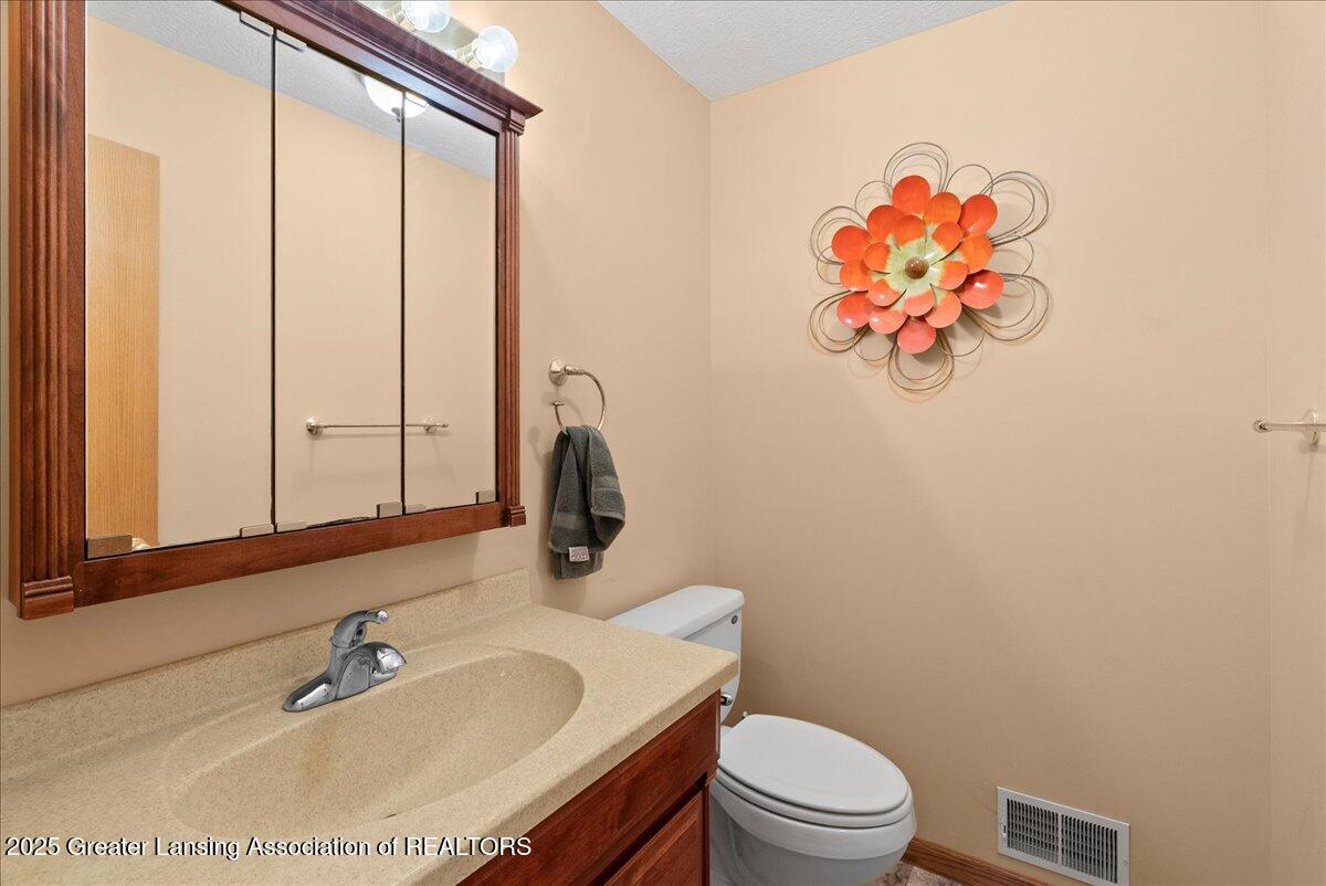 5159 East Pratt Road St. Johns, MI 48879 - Photo 15 of 51 35-Media Jett - 21