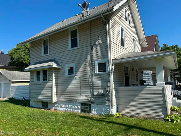$95,900 | 304 Cleveland Street, Akron, OH 44306