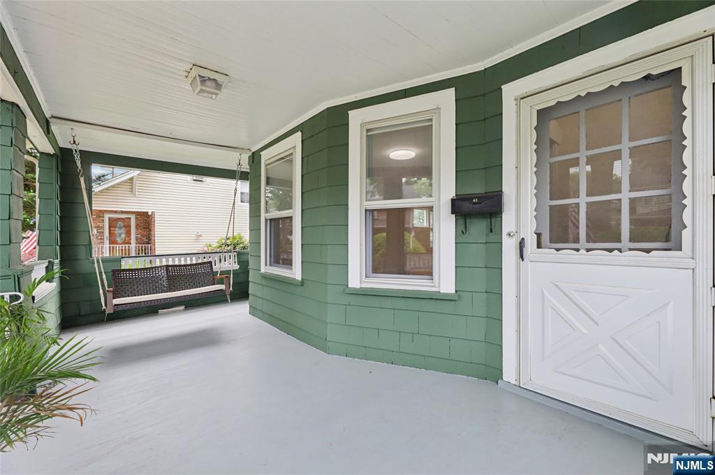 42 Walnut Street Rutherford, NJ 07070 - Photo 5 of 39
