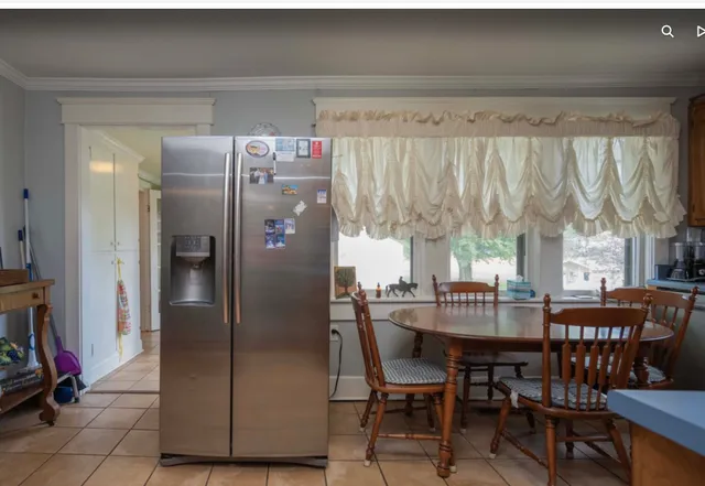 $2,700 | 208 South College Street, Woodbury, TN 37190