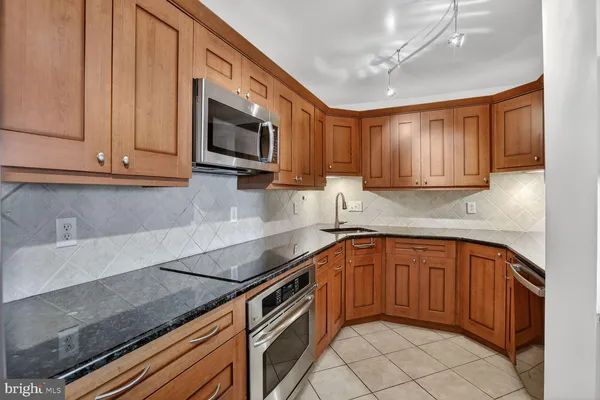 $179,000 | 1101 St Paul Street, Unit 412, Baltimore, MD 21202