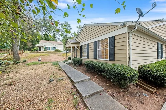 $168,000 | 1300 Surrey Lane Southwest, Marietta, GA 30008