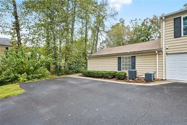 $168,000 | 1300 Surrey Lane Southwest, Marietta, GA 30008