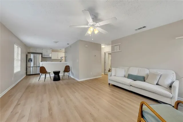 $168,000 | 1300 Surrey Lane Southwest, Marietta, GA 30008