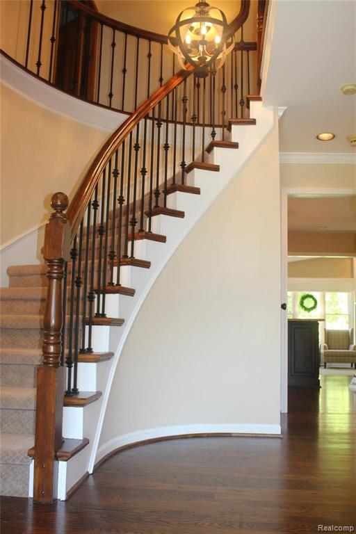 1794 Skyline Drive Rochester Hills, MI 48306 - Photo 3 of 41