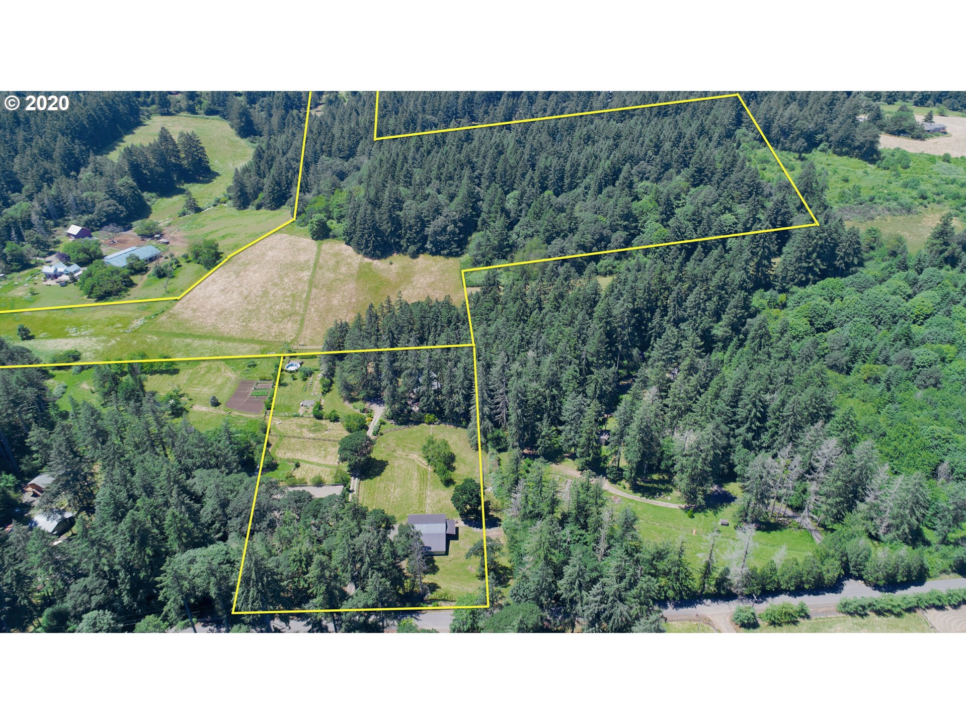 8355 Northeast Parrett Mountain Road Newberg, OR 97132 - Photo 31 of 32 Gallery Image 31