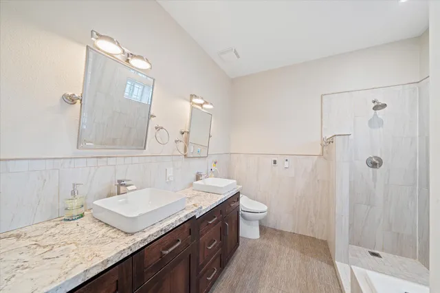 $895,000 | 20119 Sunrise Drive, Redding, CA 96003