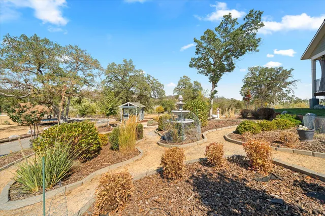 $895,000 | 20119 Sunrise Drive, Redding, CA 96003