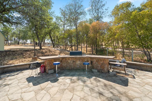 $895,000 | 20119 Sunrise Drive, Redding, CA 96003