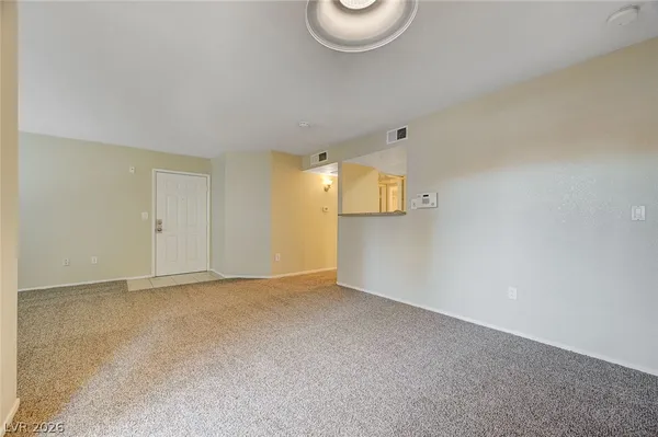 $1,400 | 8101 West Flamingo Road, Unit 1126, Las Vegas, NV 89147