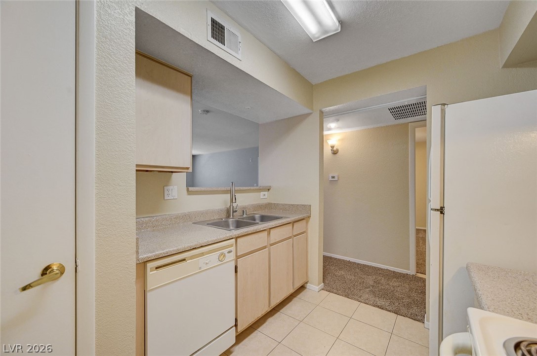 8101 West Flamingo Road, Unit 1126 Las Vegas, NV 89147 - Photo 21 of 61