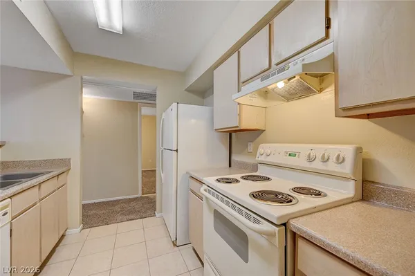 $1,400 | 8101 West Flamingo Road, Unit 1126, Las Vegas, NV 89147