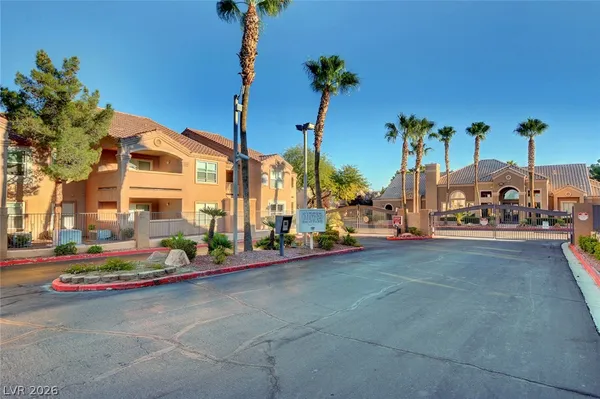 $1,400 | 8101 West Flamingo Road, Unit 1126, Las Vegas, NV 89147