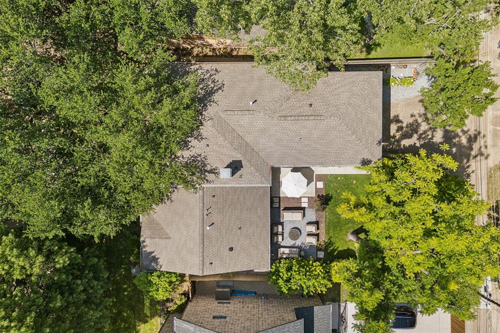 9431 Spring Branch Drive Dallas, TX 75238 - Photo 37 of 40