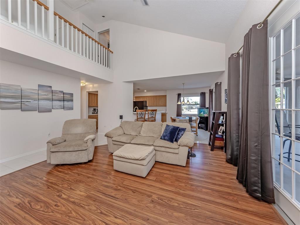 897 Colonial Road Venice, FL 34293 - Photo 10 of 49