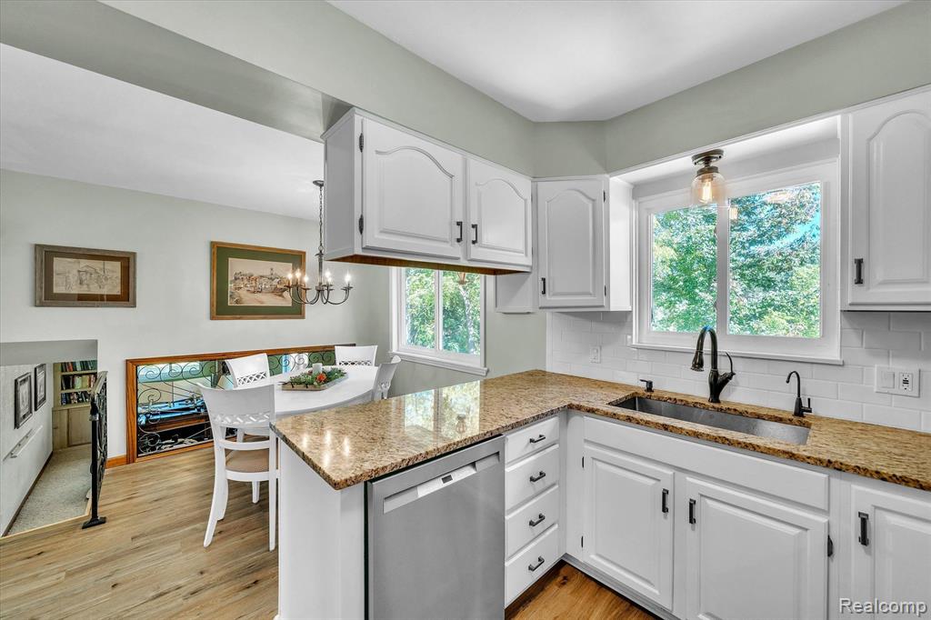 6576 Linden Road Fenton, MI 48430 - Photo 10 of 41