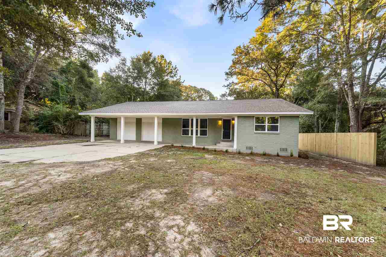 5013 Brookfield Drive North Mobile, AL 36693 - Photo 2 of 19