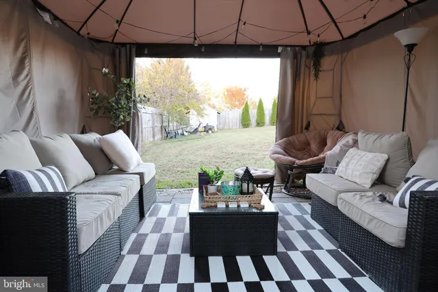 $330,000 | 113 Hillcrest Drive, Fredericksburg, VA 22401